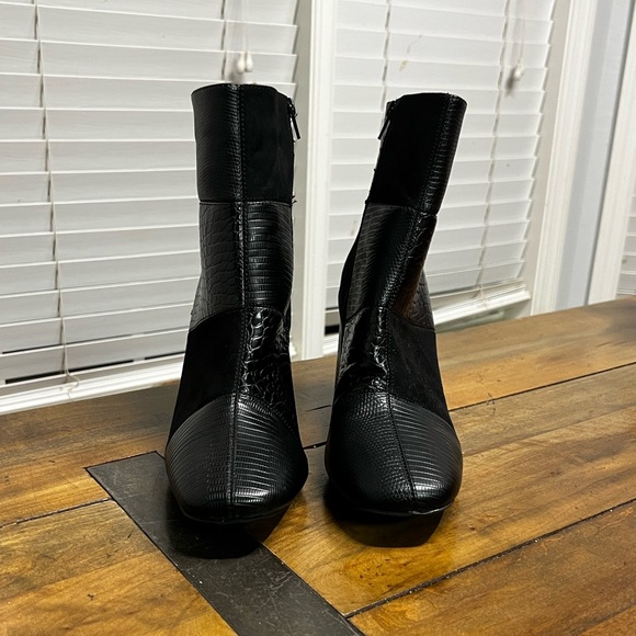 Sugar Brand Element Style Square-Toed Dress Black Patchwork Booties - Size 10 - Picture 6 of 6